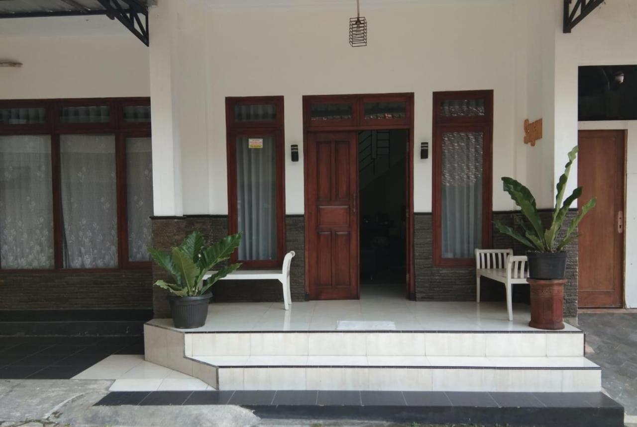 Sayana Homestay Селеман Екстер'єр фото